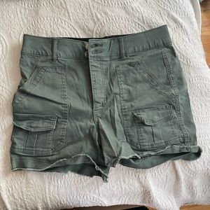 Comfy stretch shorts